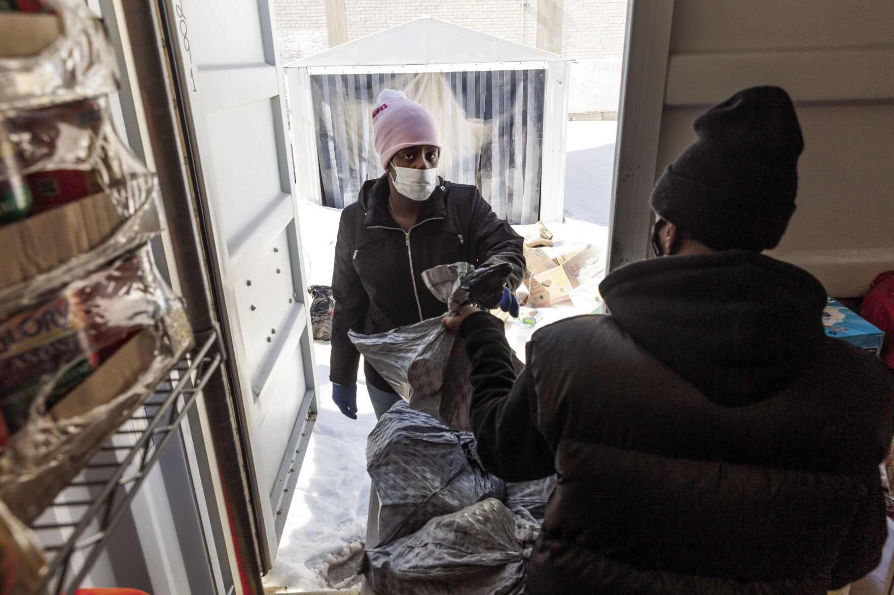 2021.02.23_Dierbeck_FE_Hunger_MacCanonBrownHomelessSanctuary-Final_3.jpg